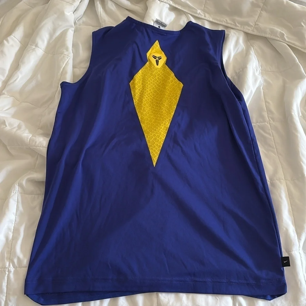 Nike Purple Gold Dri-Fit Kobe Bryant Mamba Rare Muscle Tank Womens Size Large